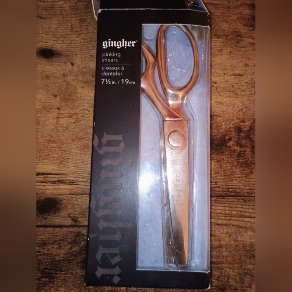 Pinking Shears, Gingher 7½" - Picture 1 of 1